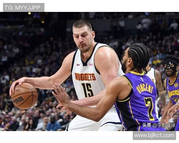 湖人不敌掘金,场上表现难称出色——赛场风云的深度剖析 湖人不敌掘金,场上表现难称出色——赛场风云的深度剖析